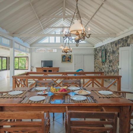 Villa Dinding Batu سينغاراجا المظهر الخارجي الصورة
