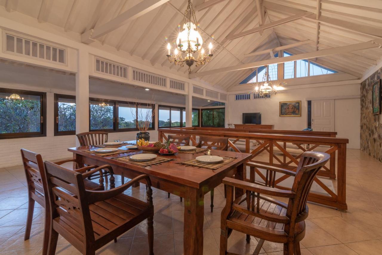 Villa Dinding Batu سينغاراجا المظهر الخارجي الصورة