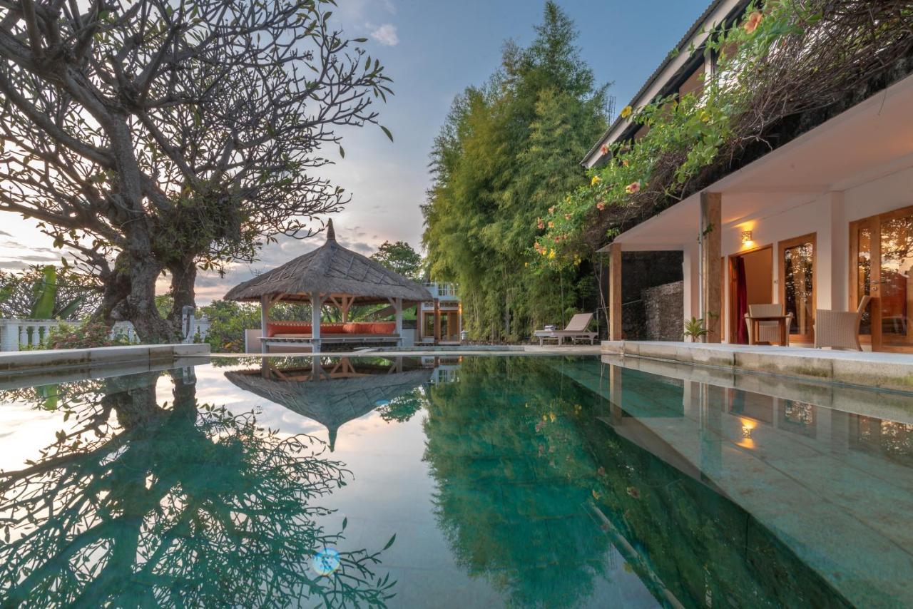 Villa Dinding Batu سينغاراجا المظهر الخارجي الصورة