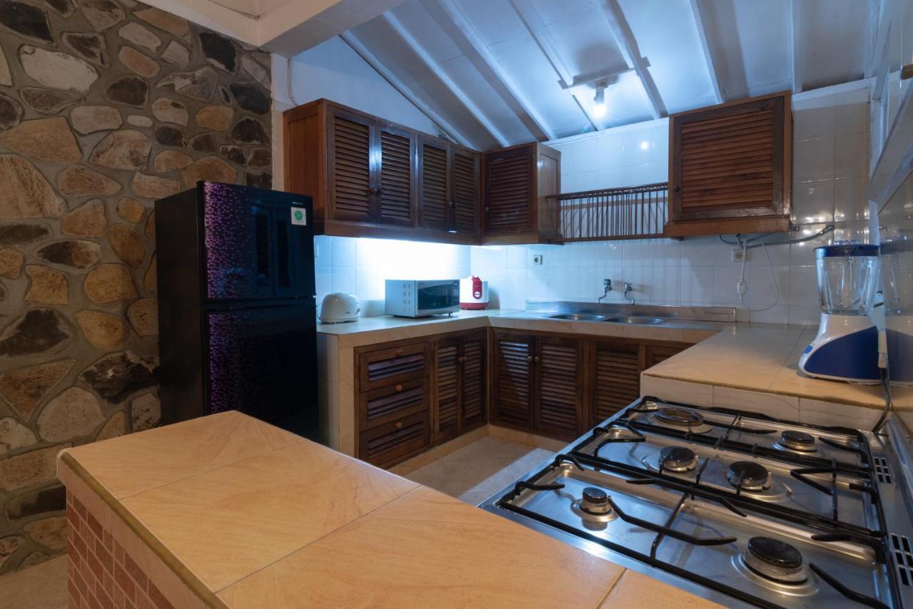 Villa Dinding Batu سينغاراجا المظهر الخارجي الصورة