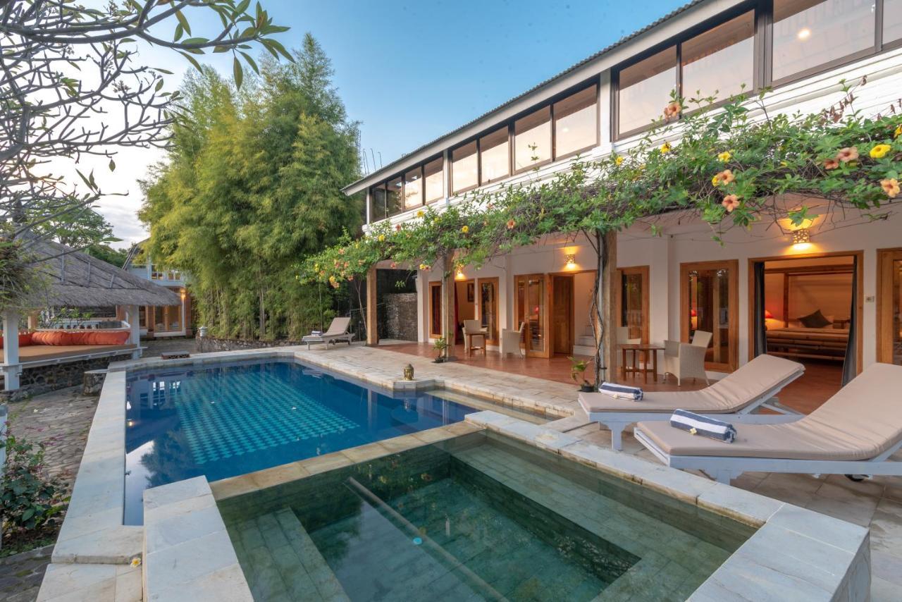 Villa Dinding Batu سينغاراجا المظهر الخارجي الصورة