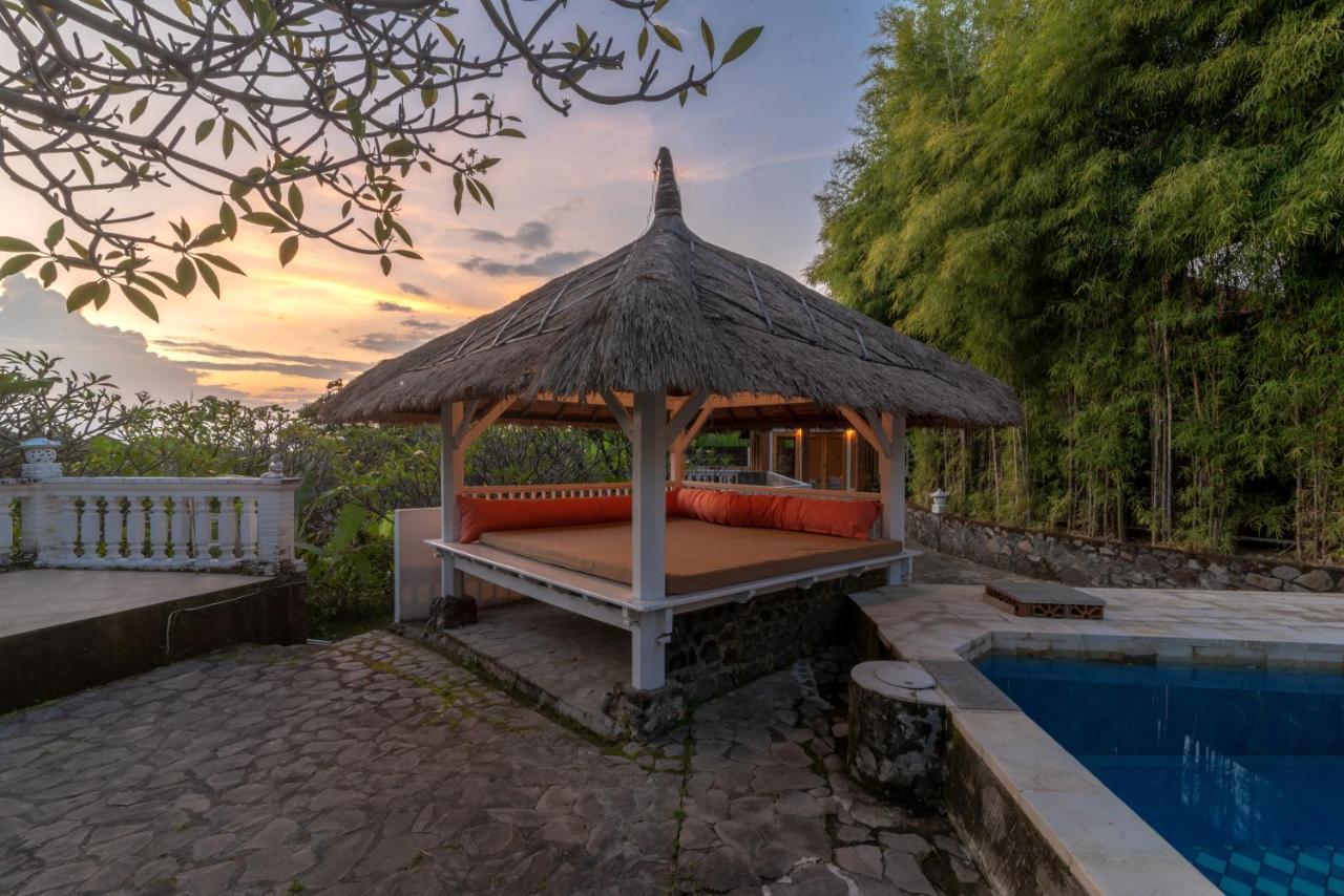Villa Dinding Batu سينغاراجا المظهر الخارجي الصورة
