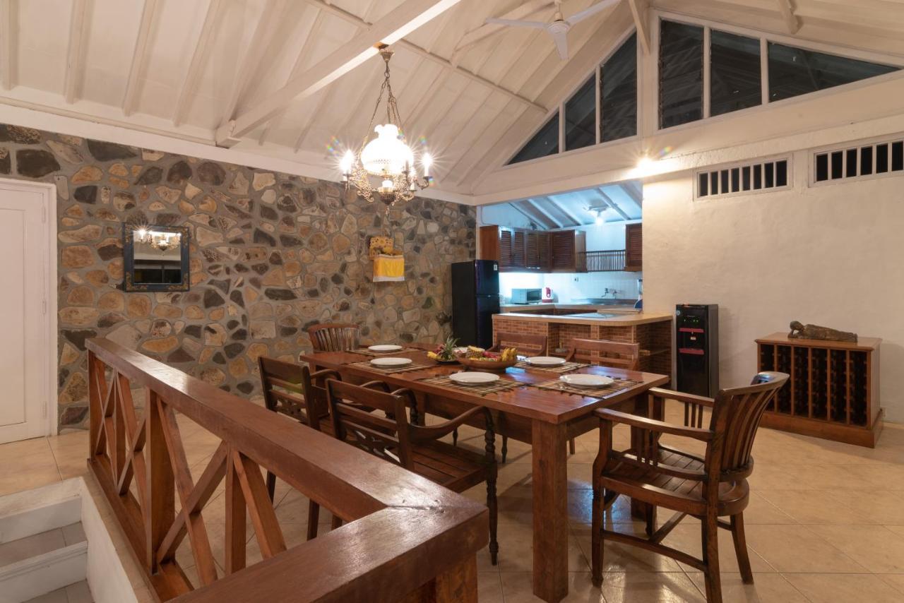 Villa Dinding Batu سينغاراجا المظهر الخارجي الصورة
